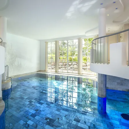 Roewers Privathotel & Hotel 5*