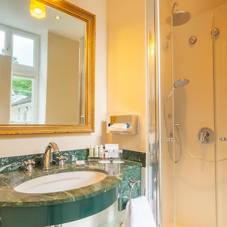 Roewers Privathotel & Hotel 5*