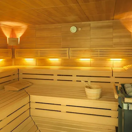 Hotel Romantik Roewers Privathotel 5*