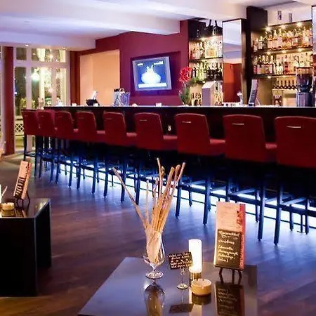 罗曼蒂克路威尔斯私人酒店 5*